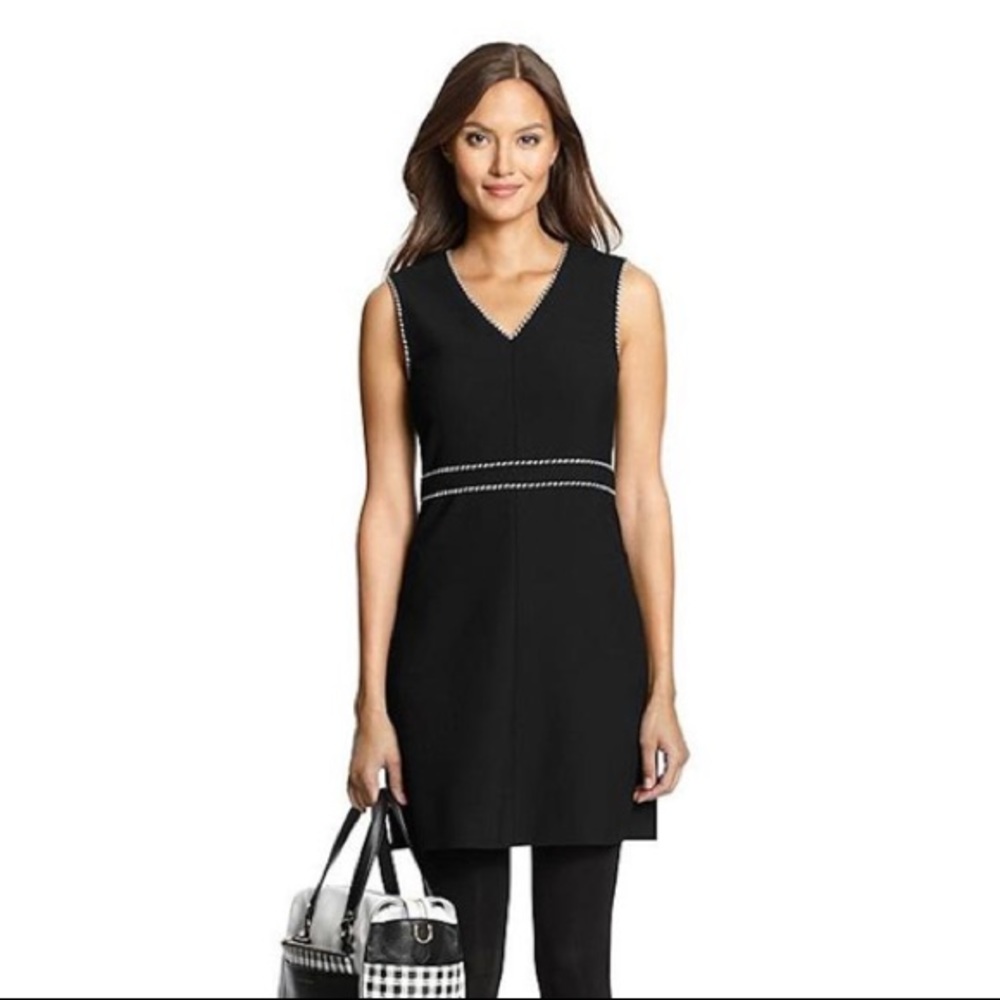Like new DVF Black LeeLou Shift Dress size 4